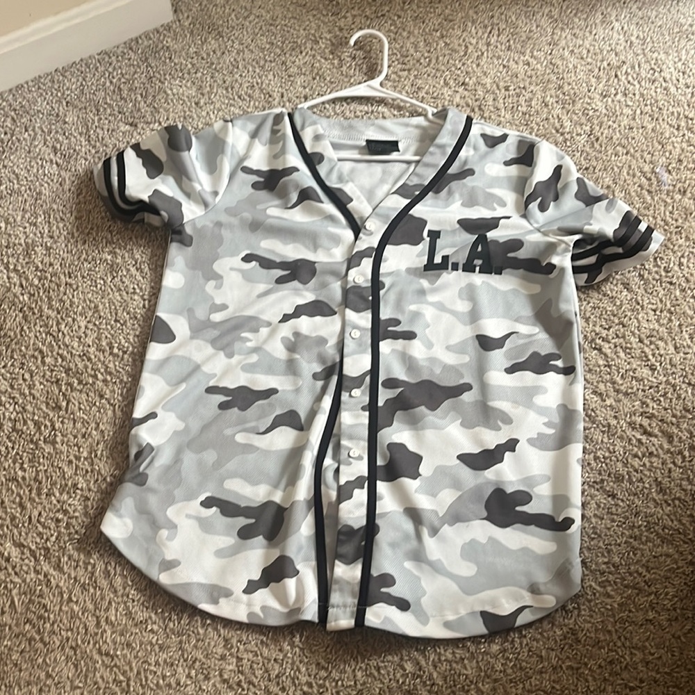 Grey baseball jersey style top